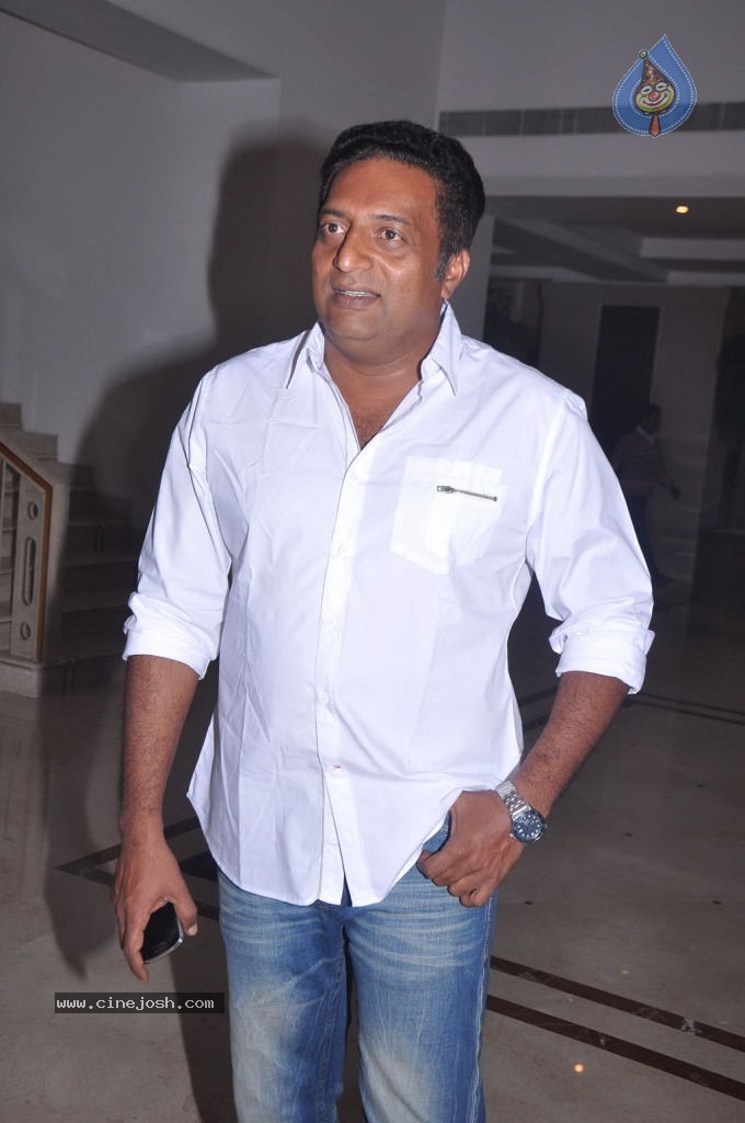 Chennaiyil Oru Naal Tamil Movie Stills - 35 / 43 photos