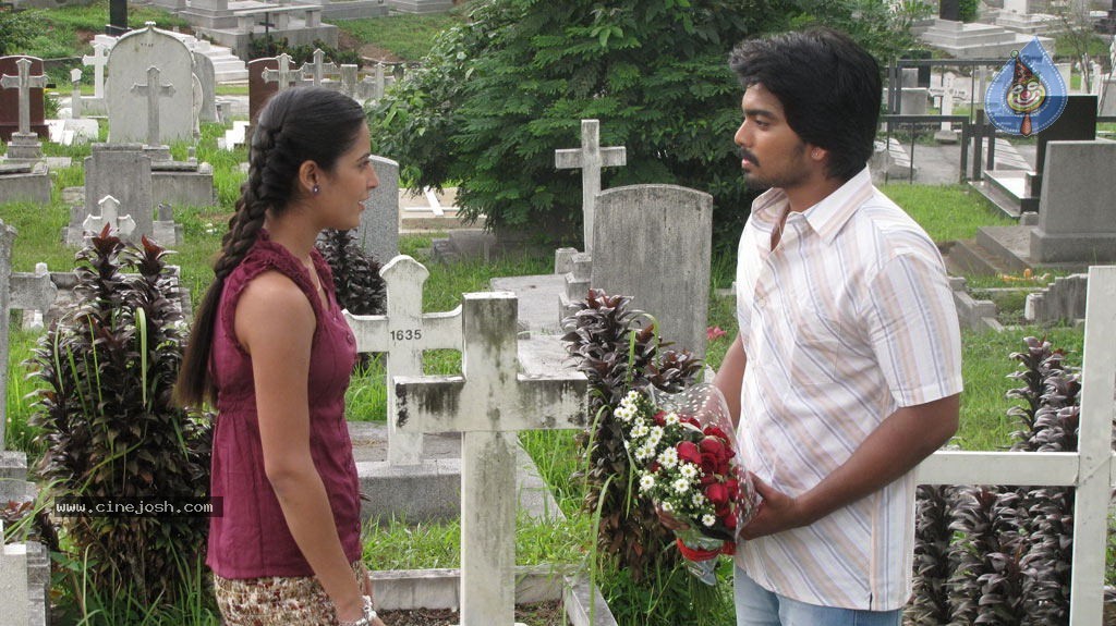 Chikki Mukki Tamil Movie Hot Stills - 1 / 48 photos