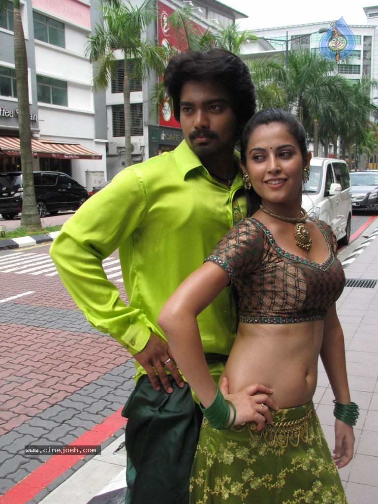 Chikki Mukki Tamil Movie Hot Stills - 16 / 48 photos