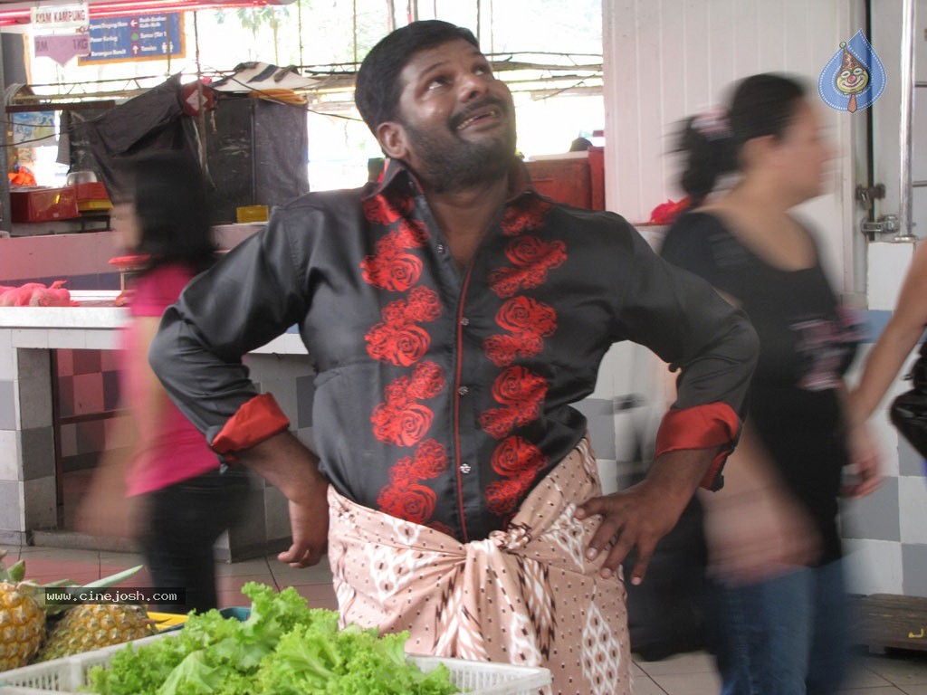 Chikki Mukki Tamil Movie Hot Stills - 8 / 52 photos