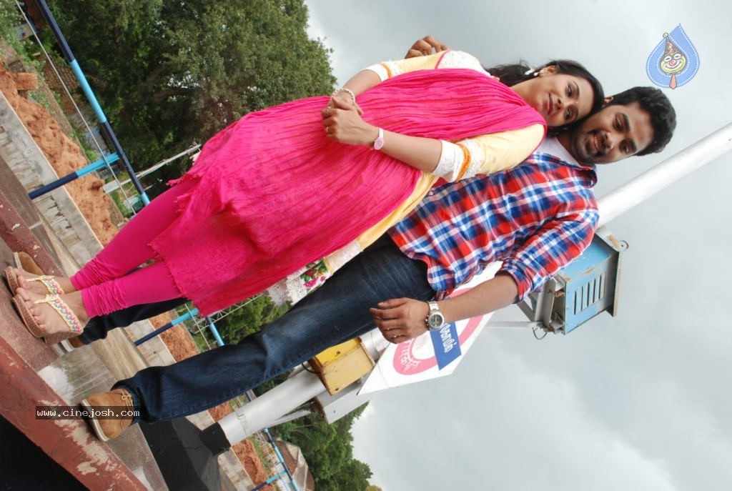 Chikkikku Chikkikichi Tamil Movie Stills - 13 / 36 photos