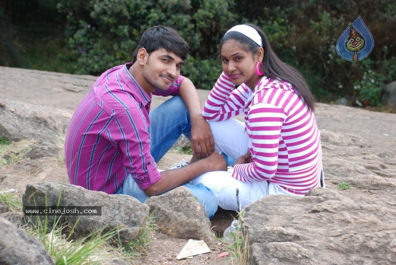 Chilipi Allarilo Chinni Aasa Movie New Stills - 20 / 25 photos