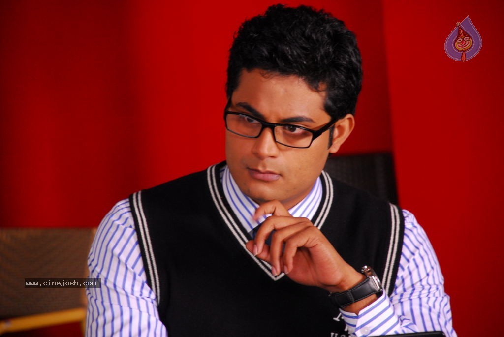 Chinni Chinni Aasa Movie New Stills - 7 / 24 photos