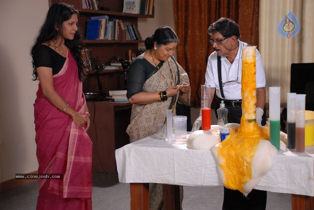 Chinni Chinni Aasa Movie New Stills - 18 / 24 photos