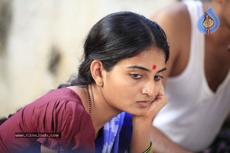 Chintakindi Mallesham Movie Stills - 15 / 22 photos