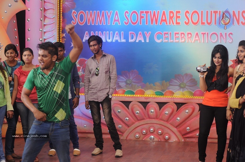 Choosinodiki Choosinantha New Pics - 27 / 45 photos