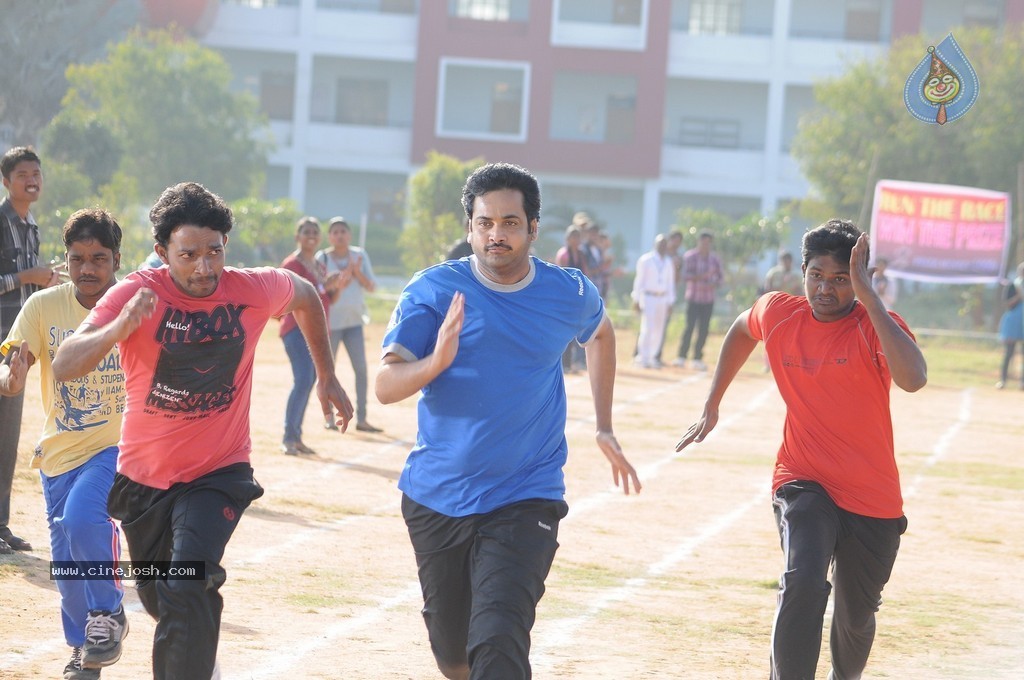 Choosinodiki Choosinantha New Pics - 41 / 45 photos