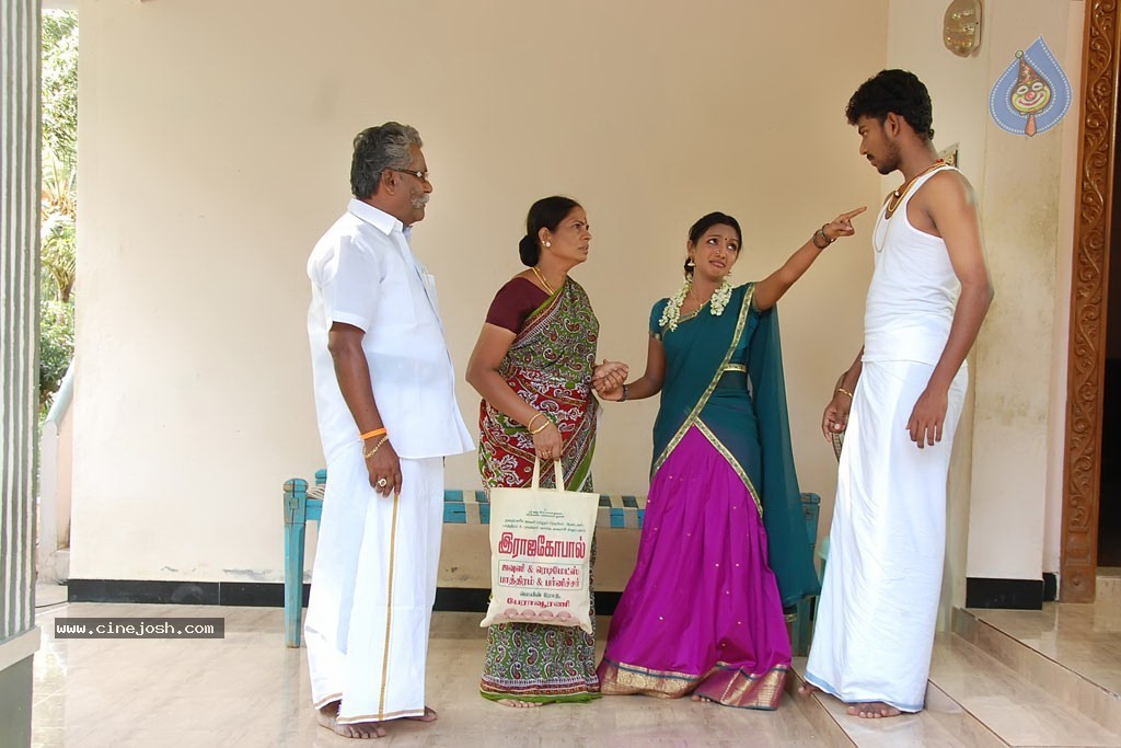 Chozha Nadu Tamil Movie Stills - 30 / 48 photos