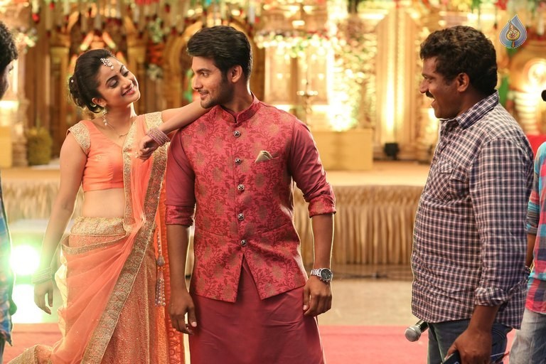 Chuttalabbayi Movie New Photos - 7 / 17 photos