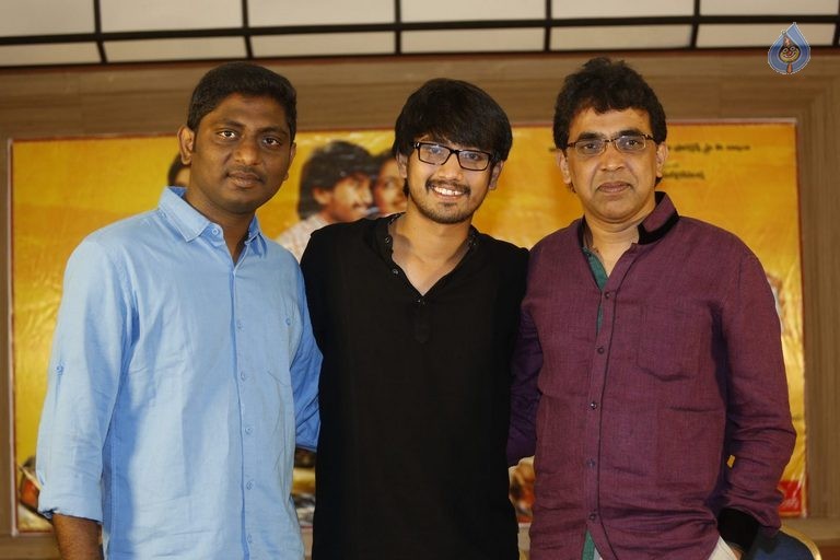 Cinema Choopistha Mava New Pics - 6 / 10 photos