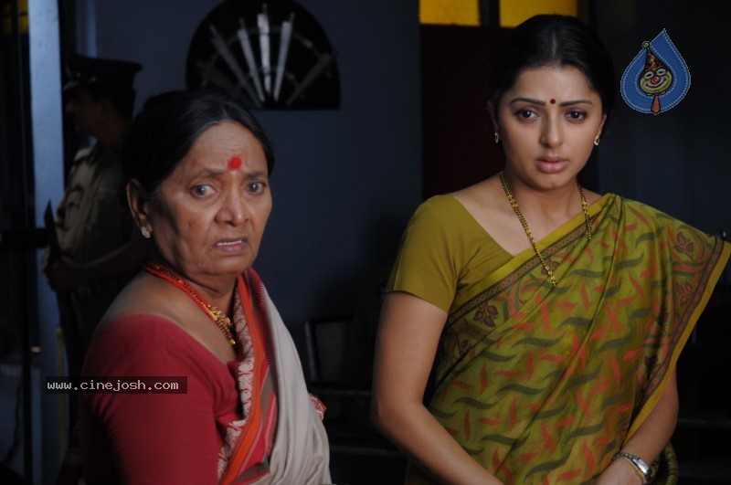 Collector Gari Bharya Movie Stills - 91 / 113 photos