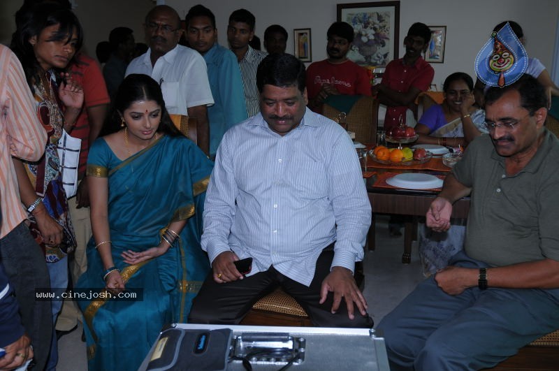 Collector Gari Bharya New Movie Stills - 70 / 72 photos