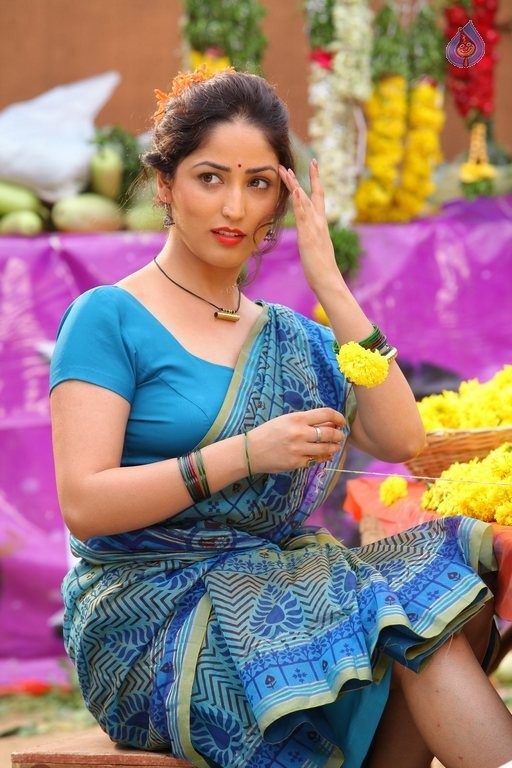 Courier Boy Kalyan Photos - 3 / 7 photos