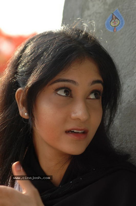 Cricket Girls and Beer Movie Gallery - 13 / 102 photos