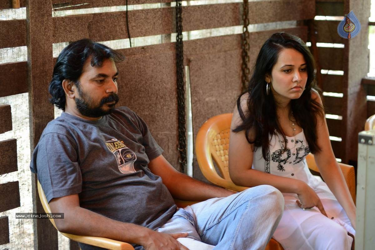 Criminals Movie Stills n Walls - 48 / 50 photos