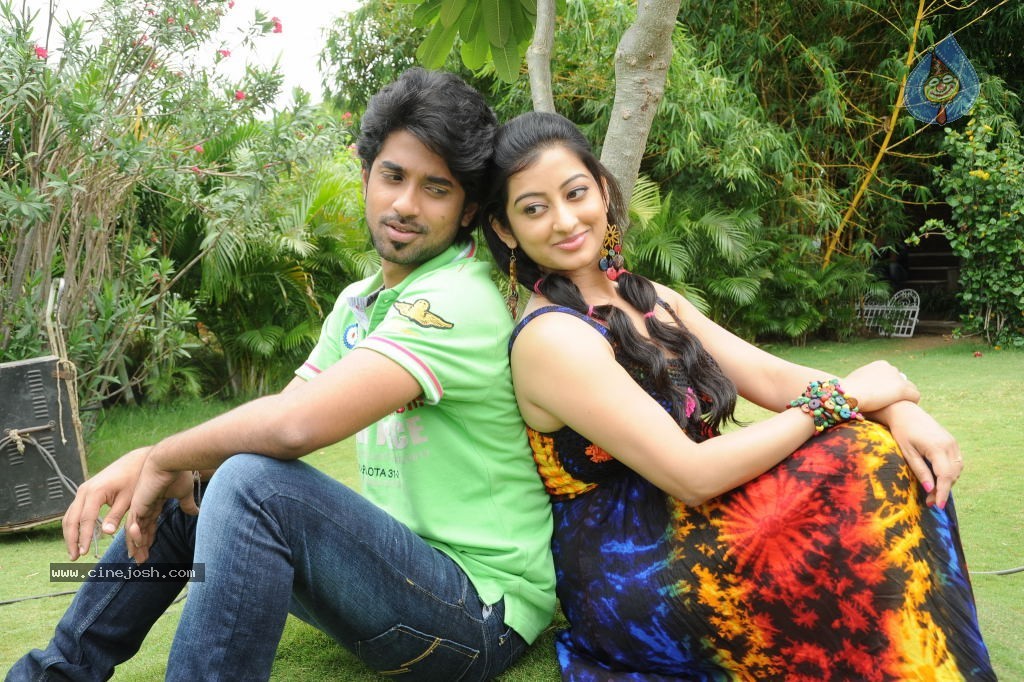 Cut Chesthe Movie Photos - 2 / 5 photos