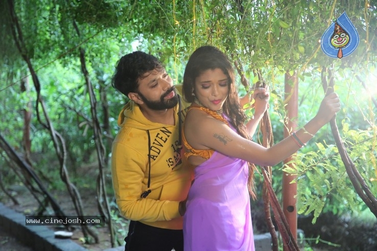 Daamini Villa Movie Stills - 10 / 21 photos