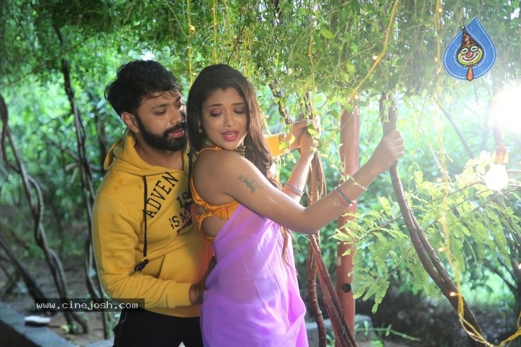 Daamini Villa Movie Stills - 12 / 21 photos