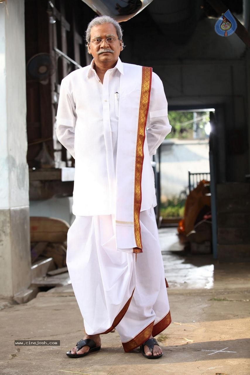 Dagudumutha Dandakor Movie New Photos Photo 47 of 53
