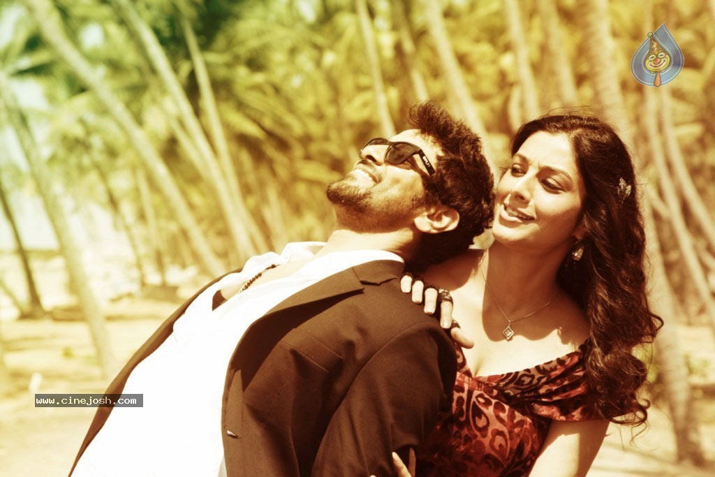 David Tamil Movie Stills - 25 / 27 photos