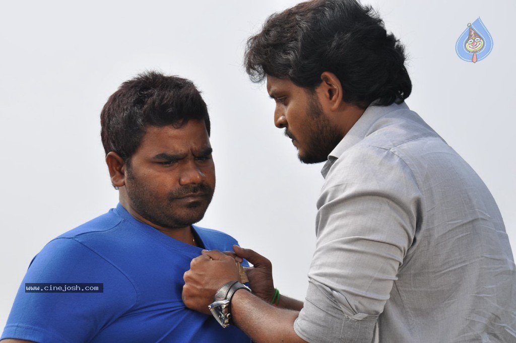 Deel Movie New Stills - 10 / 40 photos