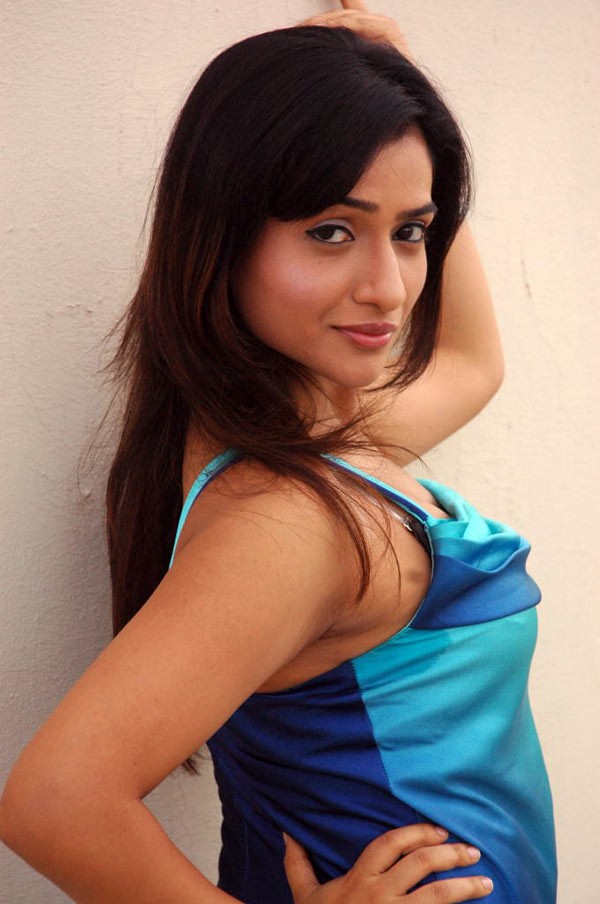 Deevena photos - 9 / 25 photos