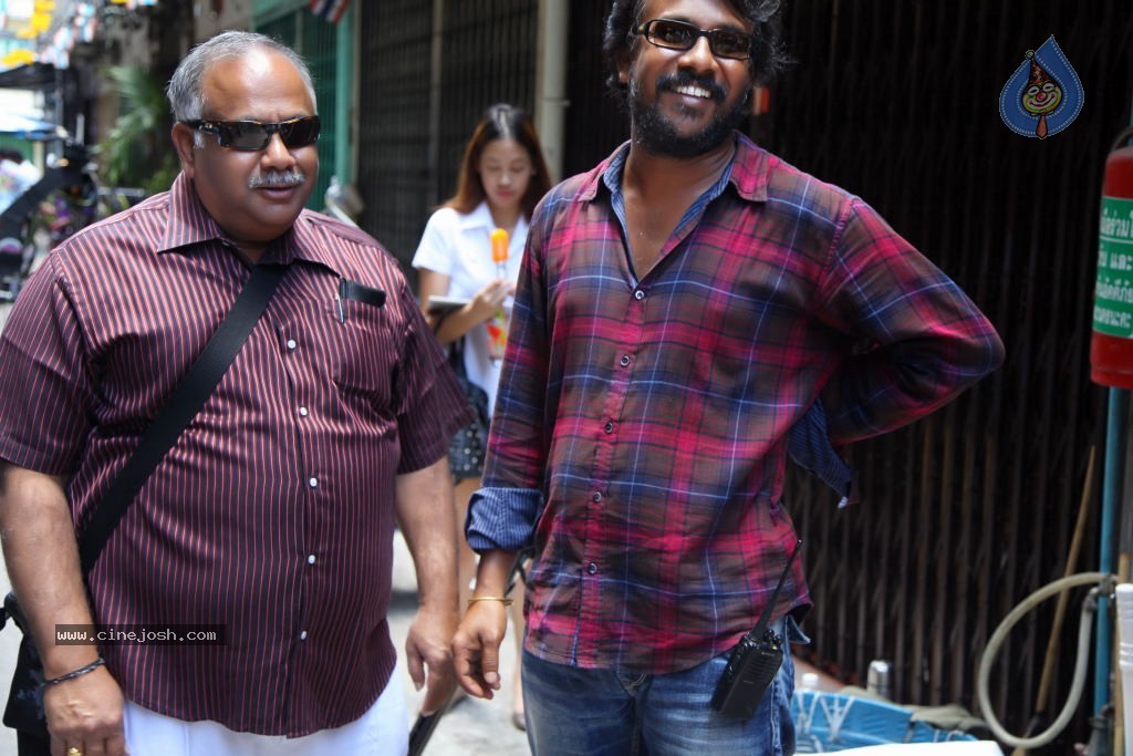 Devudu Chesina Manushulu Movie Stills - 42 / 50 photos
