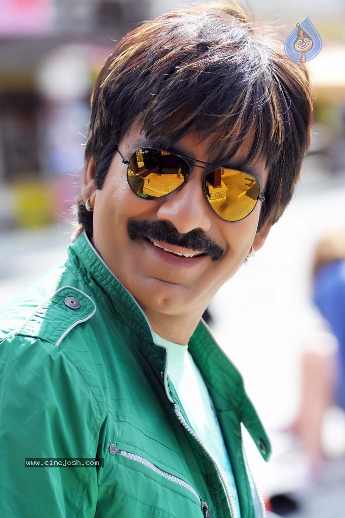 Devudu Chesina Manushulu Stills n Walls - 25 / 45 photos