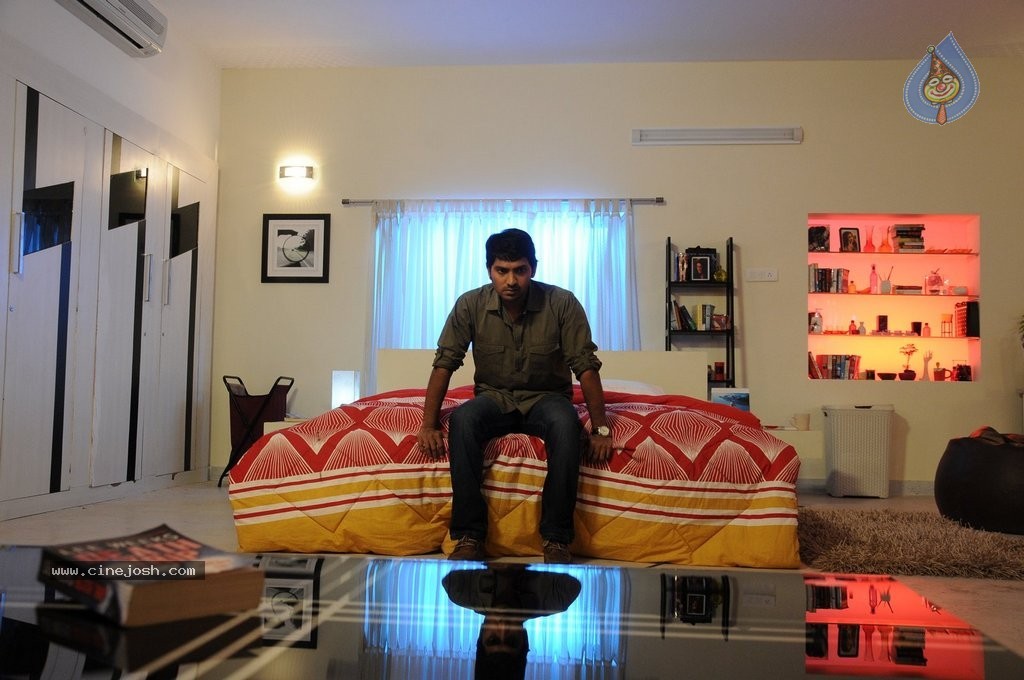 Dhanaa Dhan Movie Stills - 10 / 38 photos