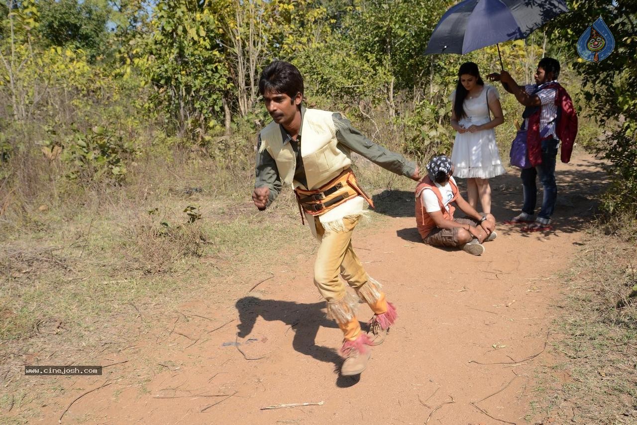 Dhanalakshmi Talupu Tadithey Gallery - 26 / 36 photos