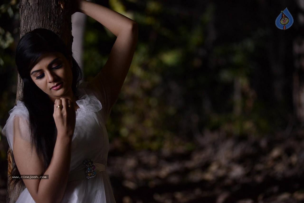 Dhanalakshmi Talupu Tadithey Movie Stills - 2 / 35 photos