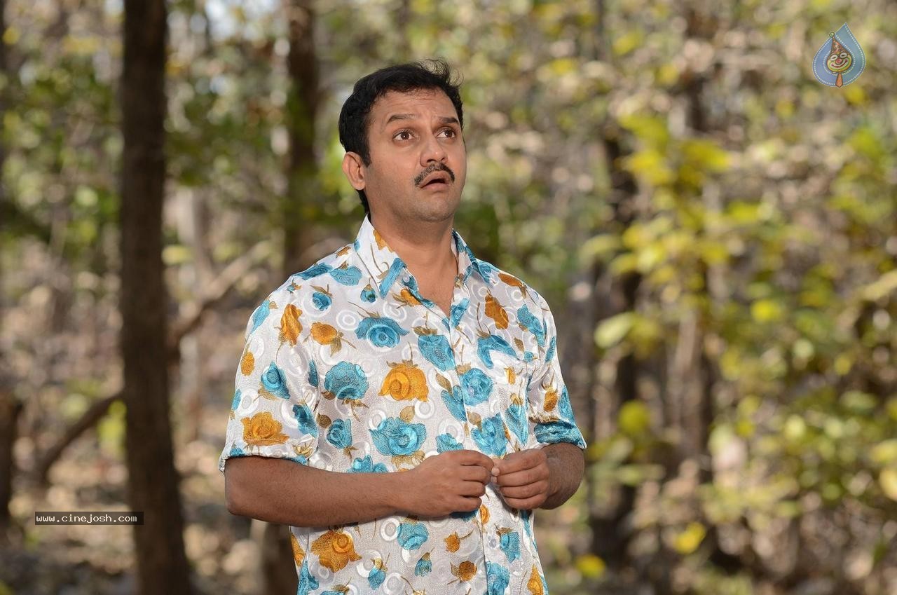 Dhanalakshmi Talupu Tadithey Movie Stills - 34 / 35 photos