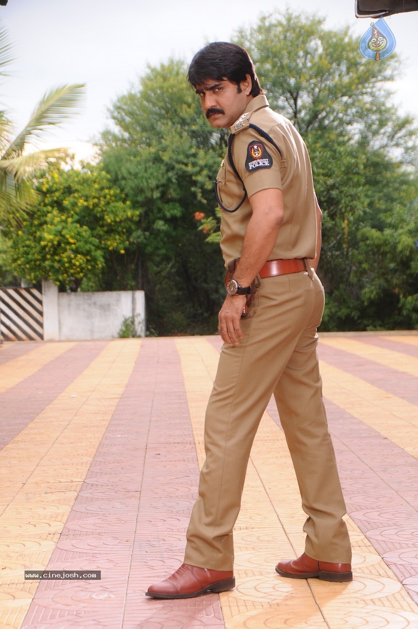 Dhee Ante Dhee Movie New Photos - 40 / 65 photos