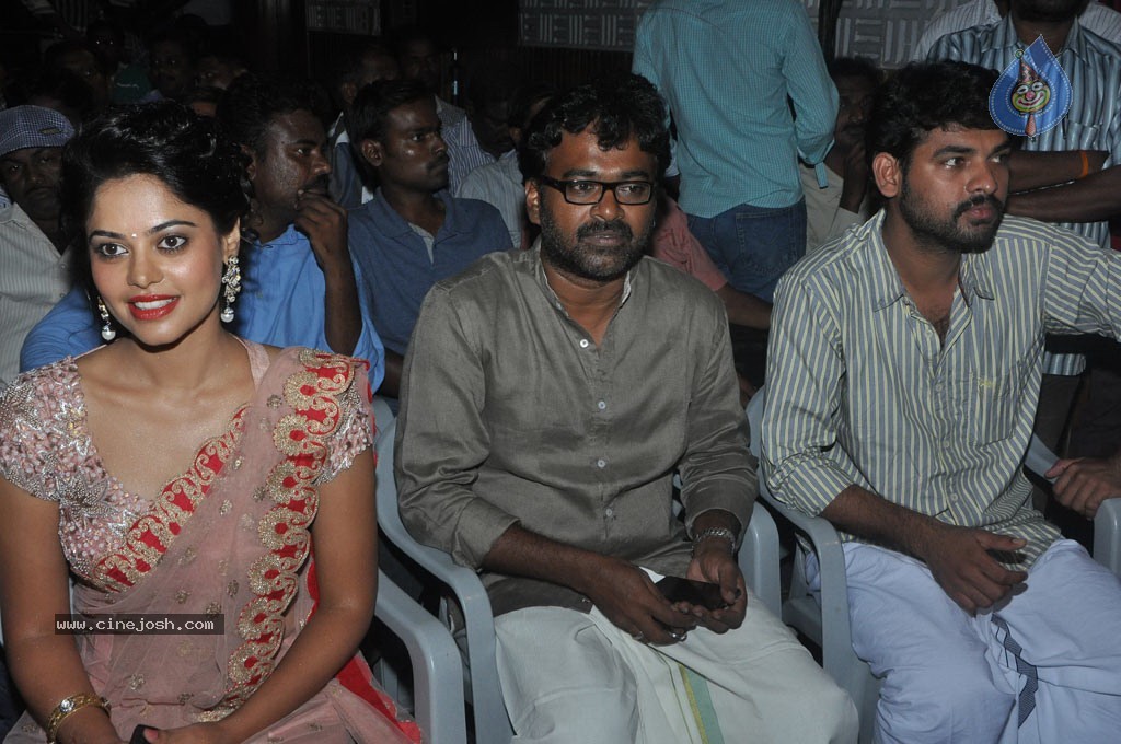 Dhesingu Raja Tamil Movie Photos - 48 / 101 photos