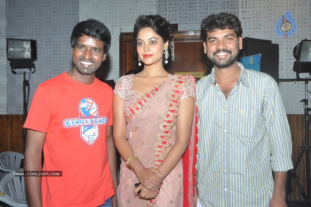 Dhesingu Raja Tamil Movie Photos - 63 / 101 photos