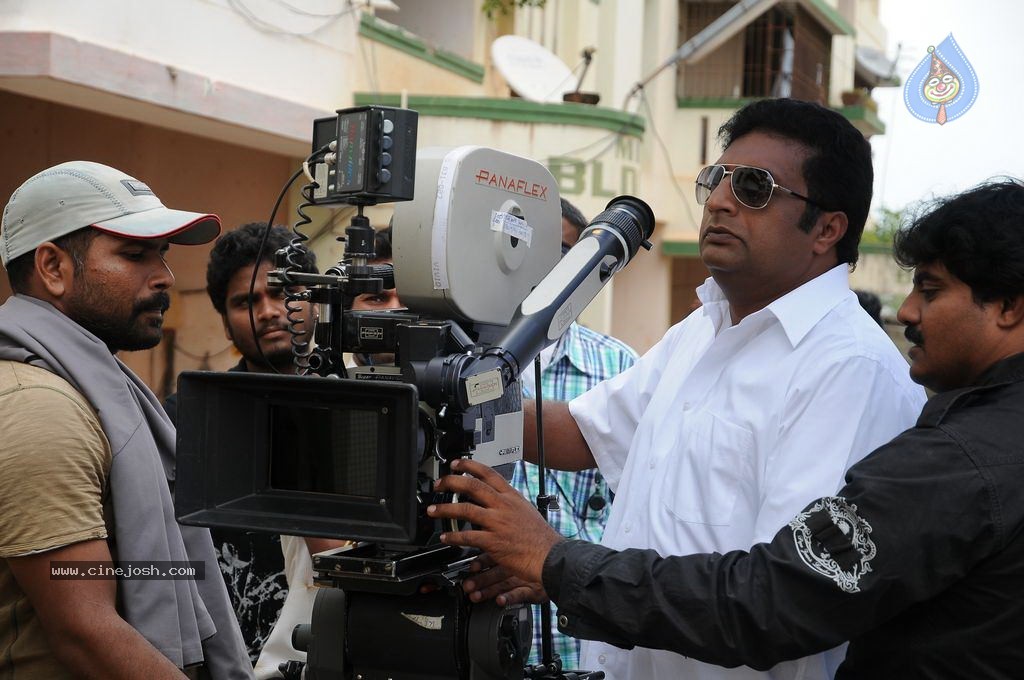 Dhoni Movie Latest Stills - 22 / 86 photos