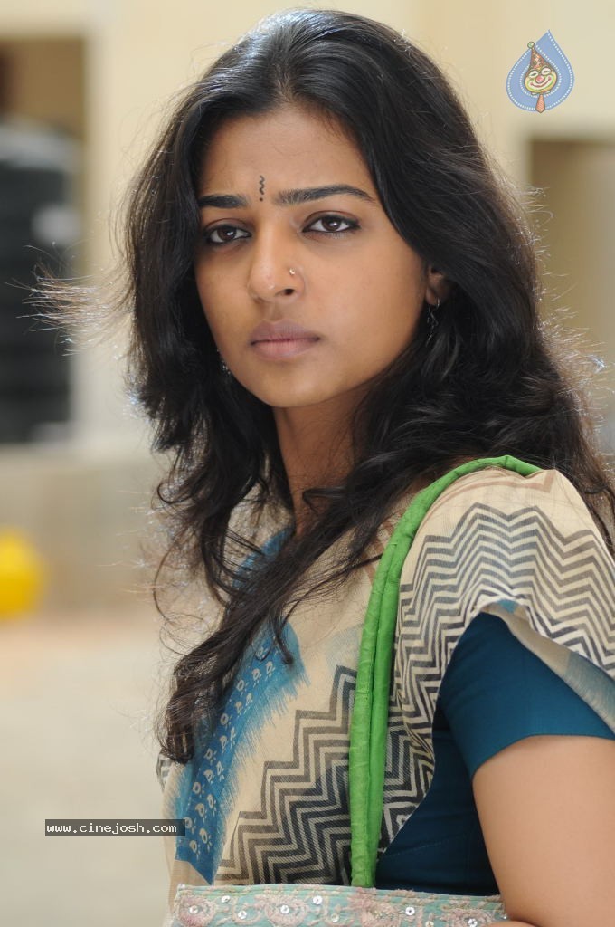 Dhoni Movie Latest Stills - 45 / 86 photos