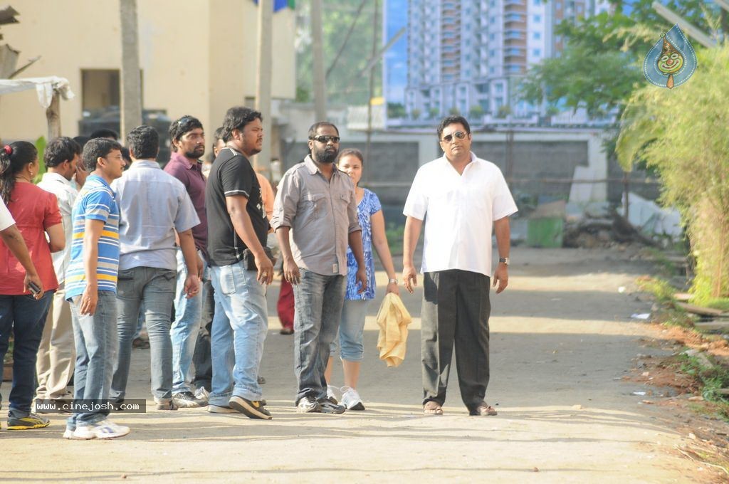 Dhoni Movie Latest Stills - 51 / 86 photos