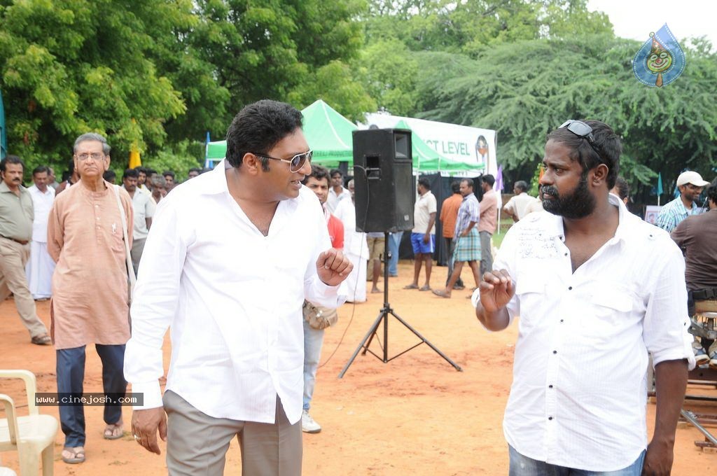 Dhoni Movie Latest Stills - 56 / 86 photos