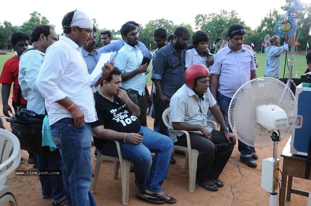Dhoni Movie Latest Stills - 71 / 86 photos