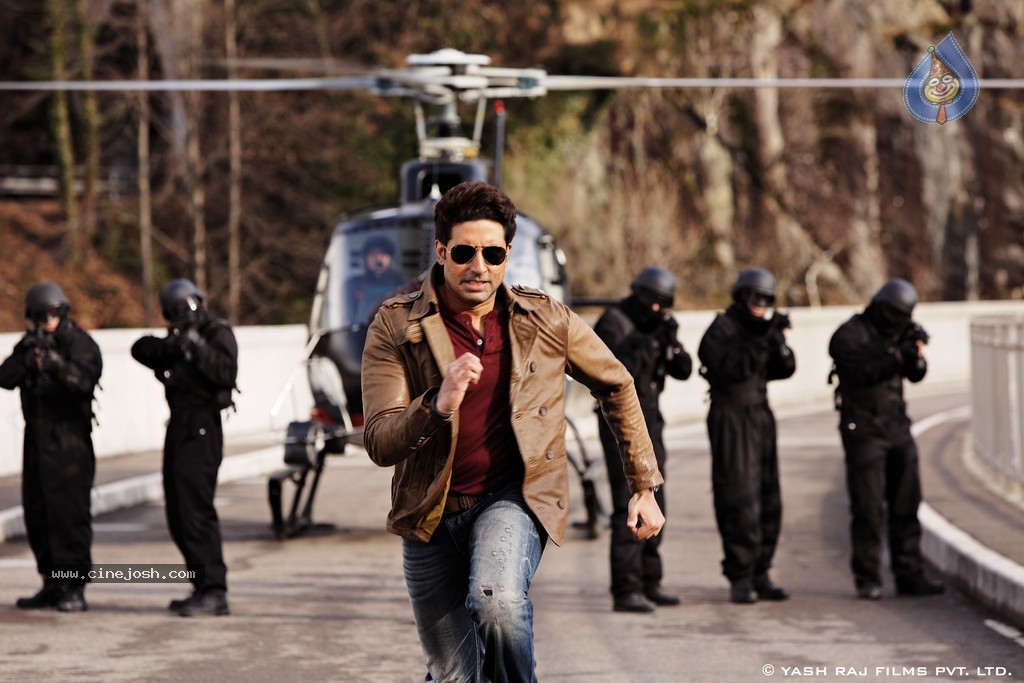 Dhoom 3 Movie Latest Stills - 3 / 28 photos