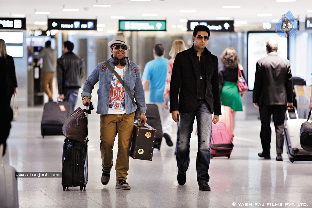 Dhoom 3 Movie Latest Stills - 21 / 28 photos