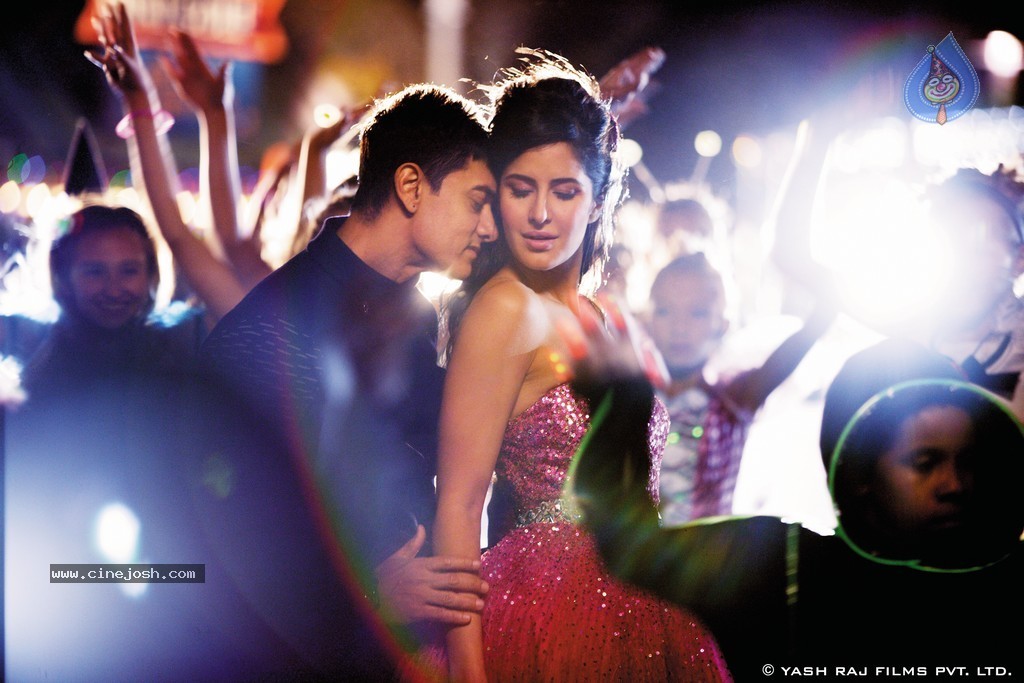 Dhoom 3 Movie Latest Stills - 25 / 28 photos
