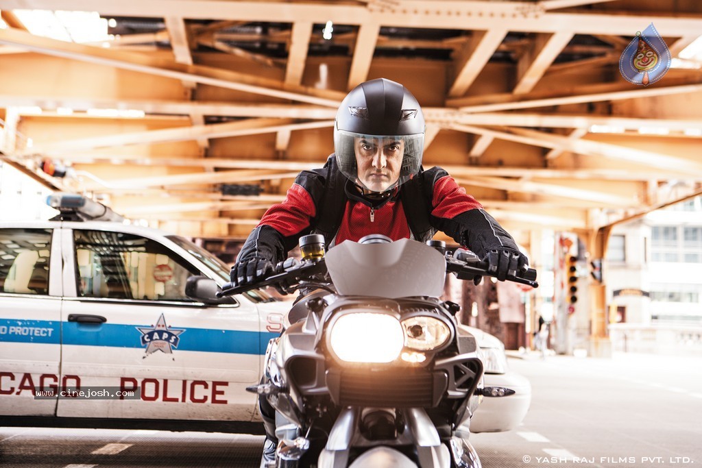 Dhoom 3 Movie Latest Stills - 28 / 28 photos