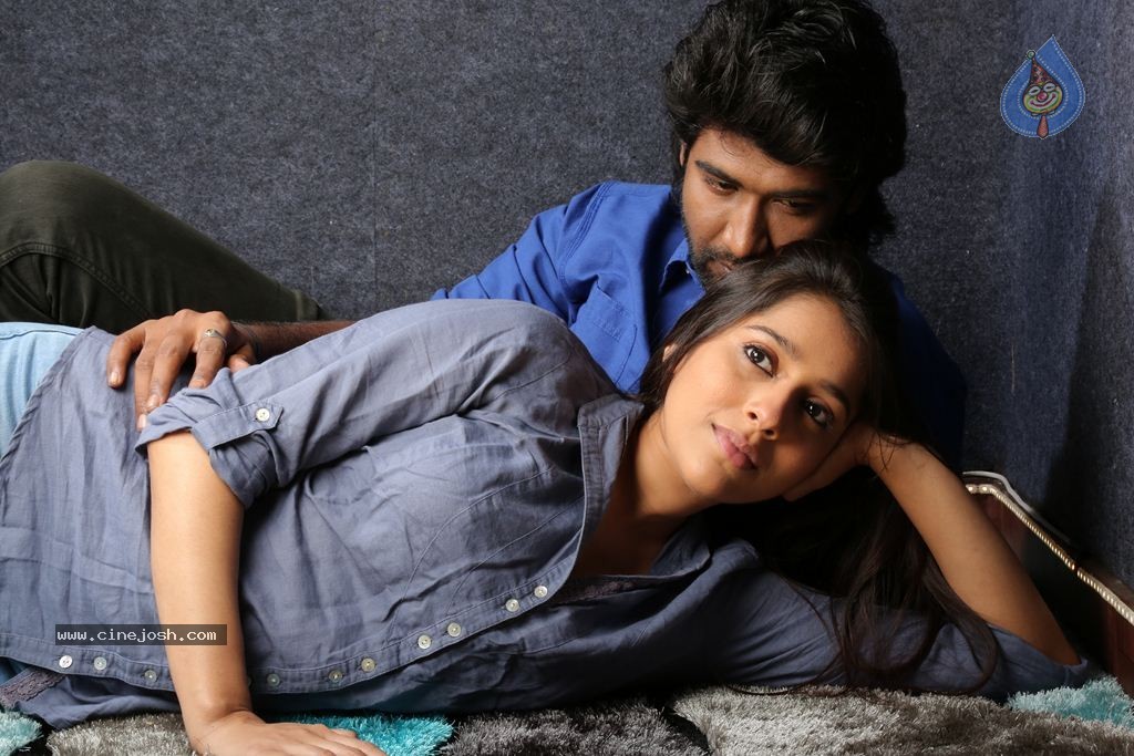 Dhowalath Tamil Movie Stills - 10 / 95 photos