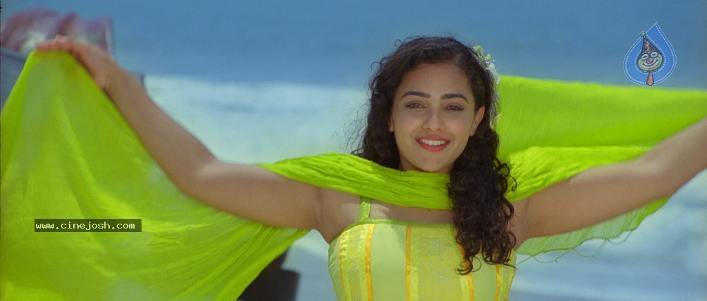 Dil Se Movie Gallery - 12 / 16 photos