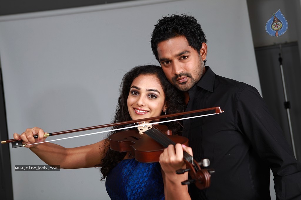 Dil Se Movie New Stills - 25 / 27 photos