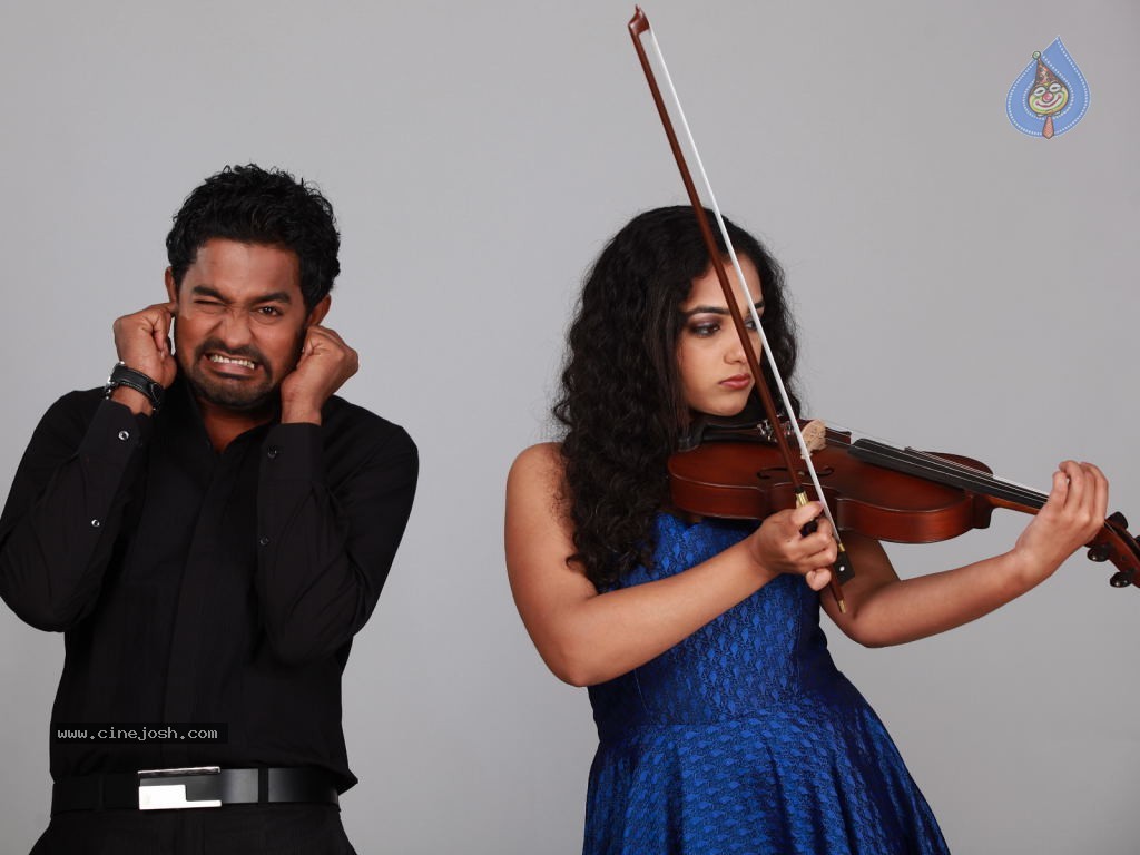 Dil Se Telugu Movie Stills - 2 / 17 photos