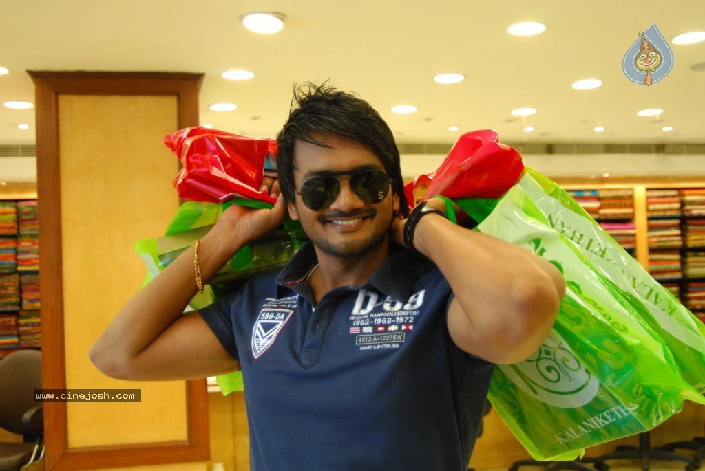 Dillunnodu Movie New Stills - 7 / 29 photos