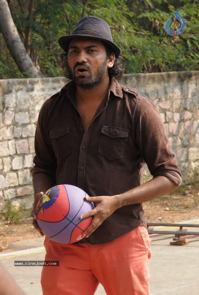 Director Movie New Stills - 45 / 63 photos